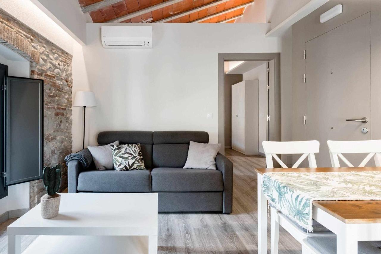 Revitalized Apartment In Historical Building Жерона Екстер'єр фото